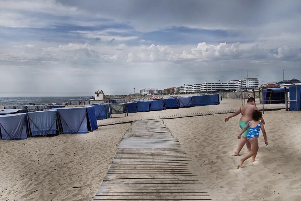 Vrs - Low Cost Beach Boat Hotel Leça da Palmeira Buitenkant foto